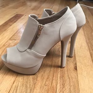 Rue 21 beige heels